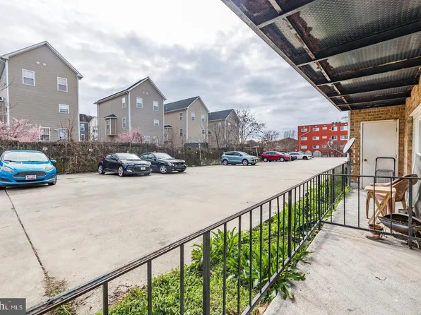 5007 D St SE APT 101, Washington, DC 20019