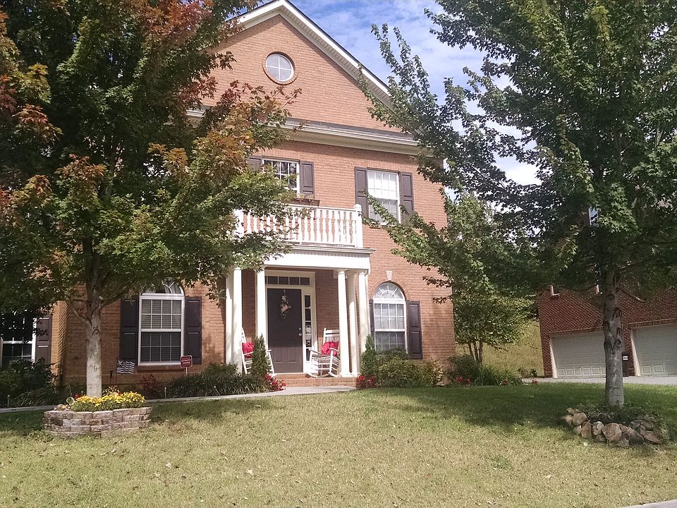 1st image of 5726 Enchanted Ln
