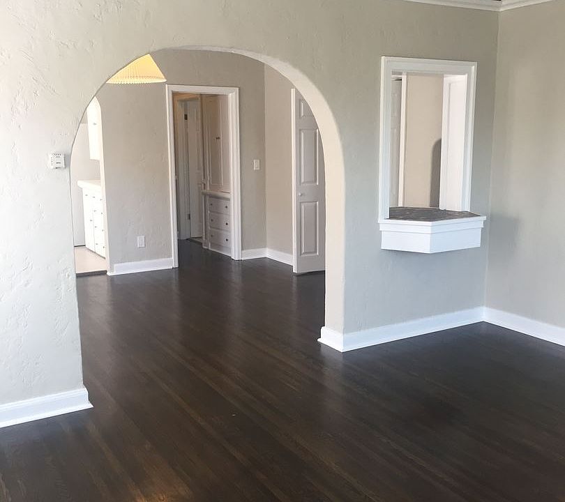 1st image of 3847 1/2 W 28th St