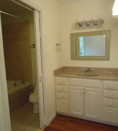4th image of 107 Matta Way