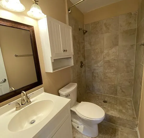 919 Melrose Dr — Photo 12