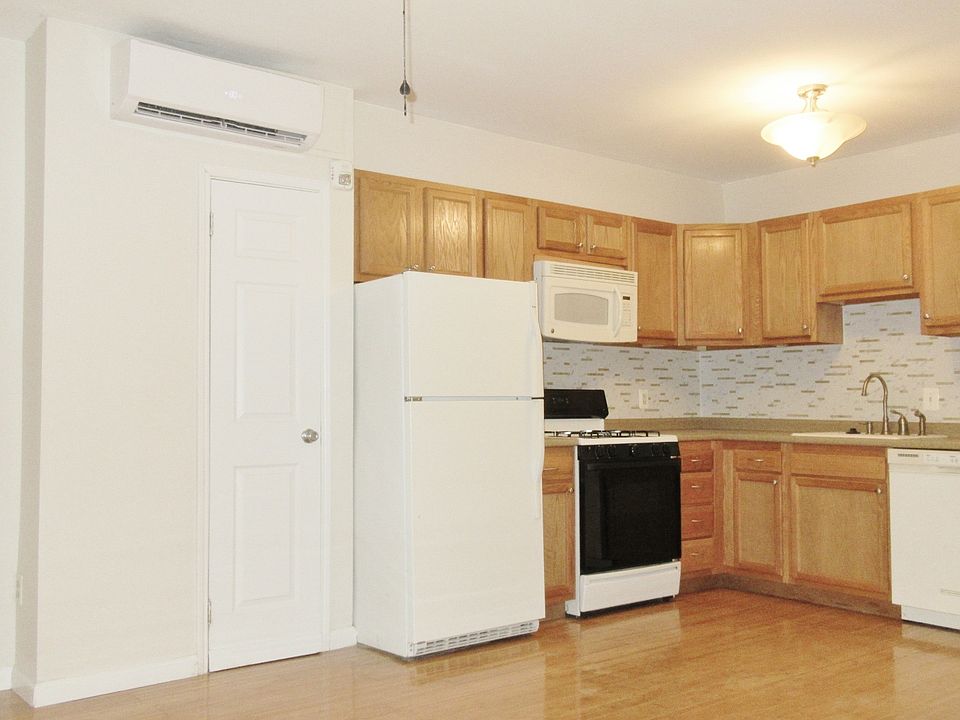 1st image of 1630 S 9th St Floor 2