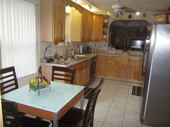 2nd image of 2909 Via Vellaria