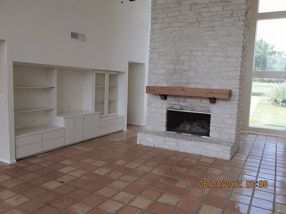 Great Room and Fireplace