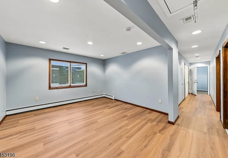 32 Commerce Dr #2 — Photo 3