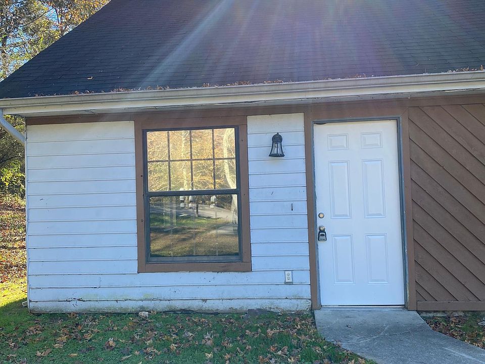 2nd image of 8800 Millard Lee Ln #8806