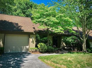 391 Heritage Hls #B, Somers, NY 10589