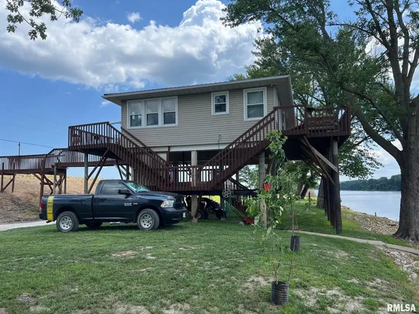 2067 E 253rd Ln, Ursa, IL 62376