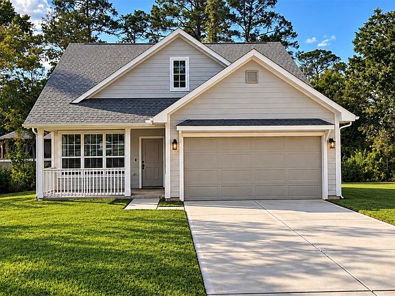 2nd image of 111 Sharon Ln
