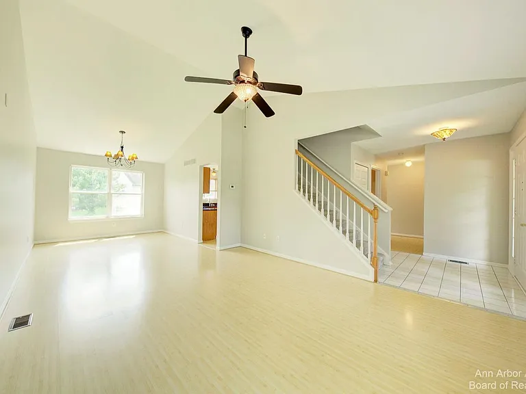 3127 Dunwoodie Rd #38 — Photo 5