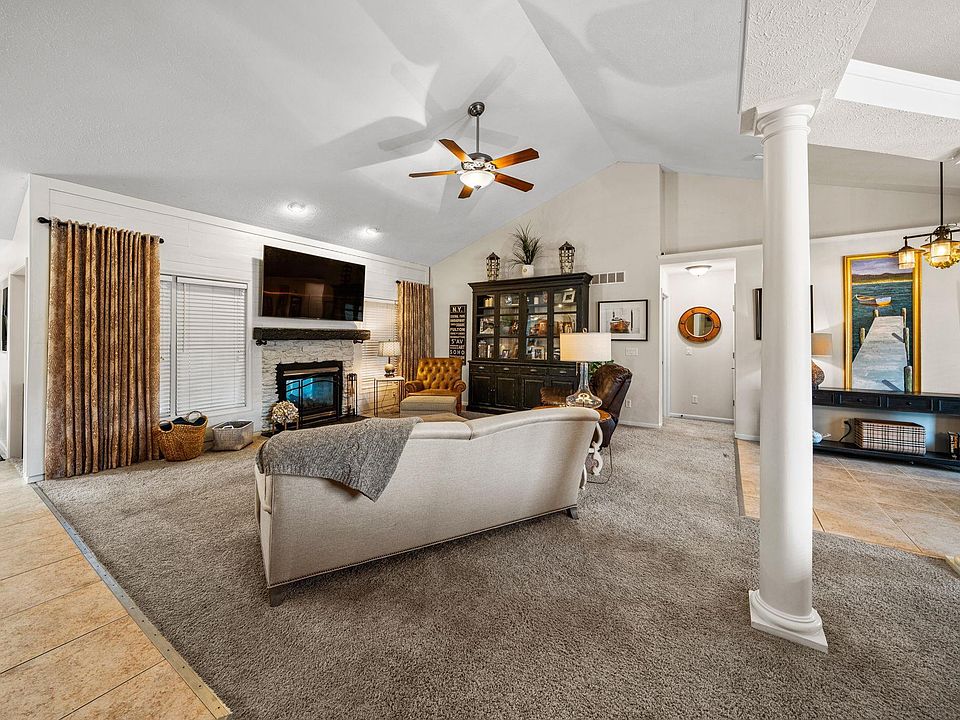 56143 Hollingshead Dr, Mishawaka, IN 46545 | Zillow