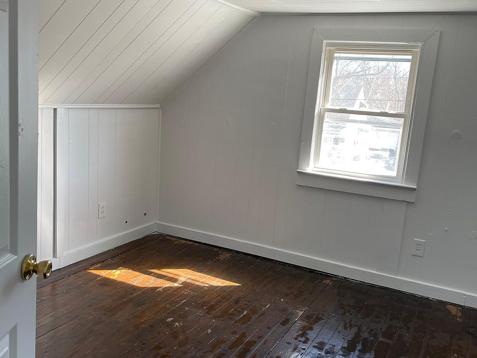 1st image of 769 Davies Ave