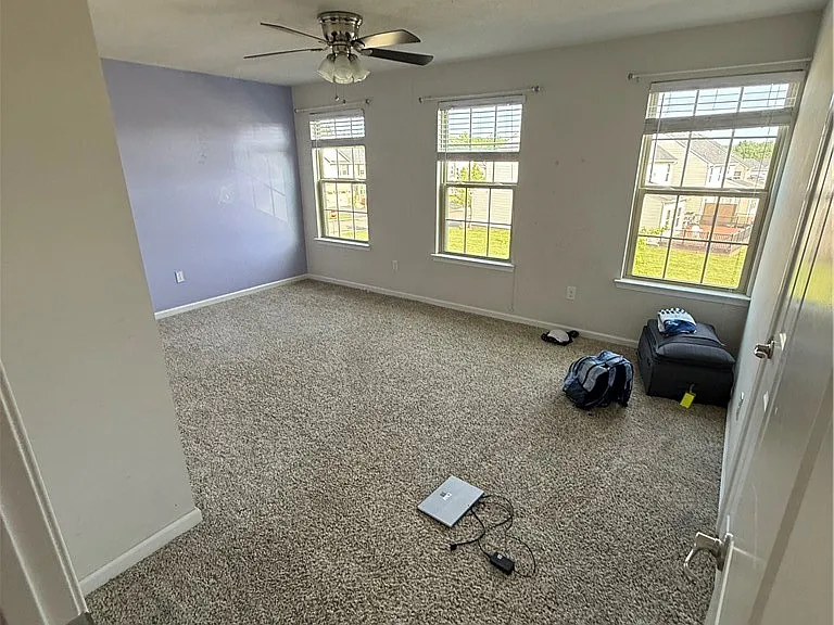 3002 Highpoint Dr — Photo 15