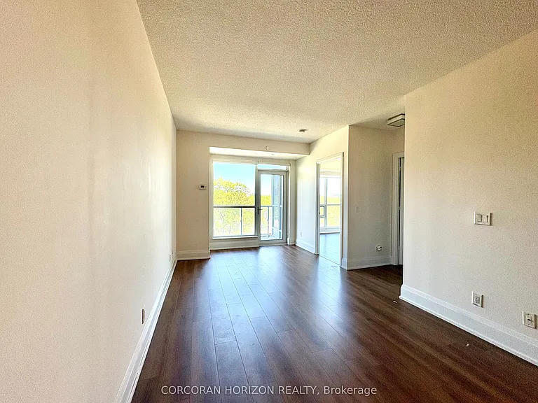 120 Harrison Garden Blvd #626 — Photo 7