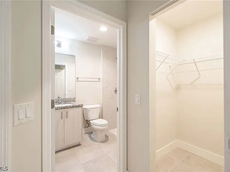 3325 SW 8th Pl #106 — Photo 12