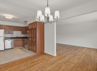 323 N Eton St Unit 35C, Birmingham, MI 48009