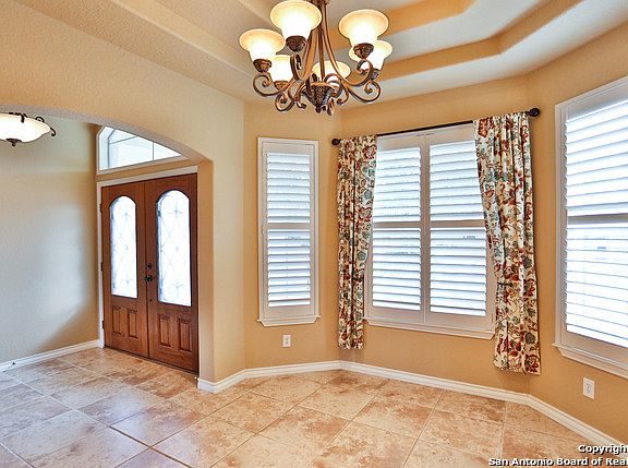 4th image of 246 English Oaks Cir
