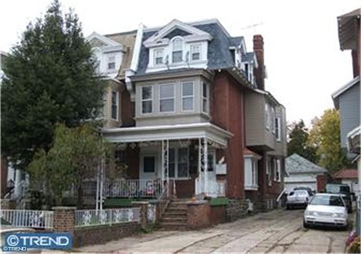 1st image of 6113 W Oxford St #A