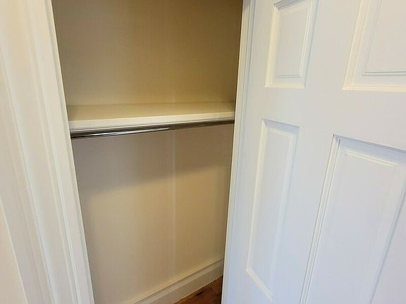 4th image of 309 E 37th St APT 3A