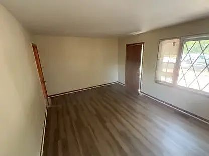 3rd image of 5435 S Sumac Cir