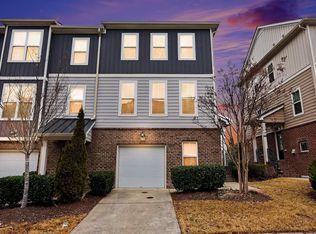 4132 Sykes St, Cary, NC 27519