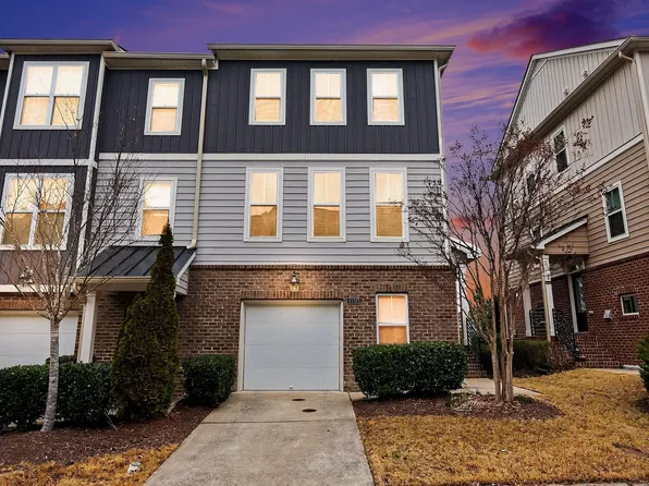 4132 Sykes St, Cary, NC 27519