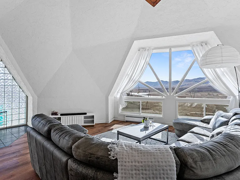7005 Lake View Point Dr — Photo 4