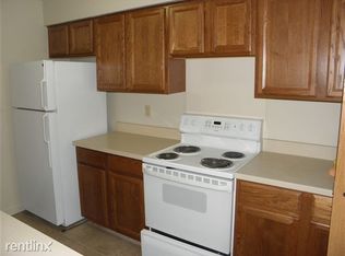 19180 Allen Rd, Melvindale, MI 48122