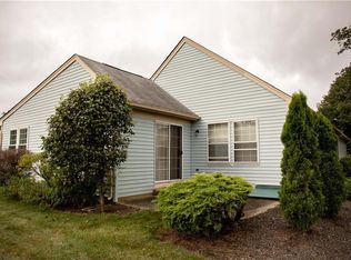 41 Ethan Allen Dr #B, Monroe Township, NJ 08831