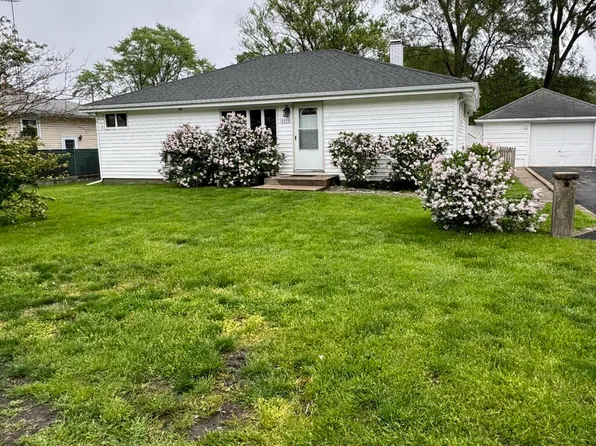 3719 Mississippi St, Hobart, IN 46342