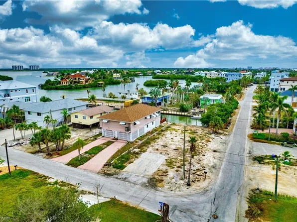 6017 Cypress LN, BONITA SPRINGS, FL 34134