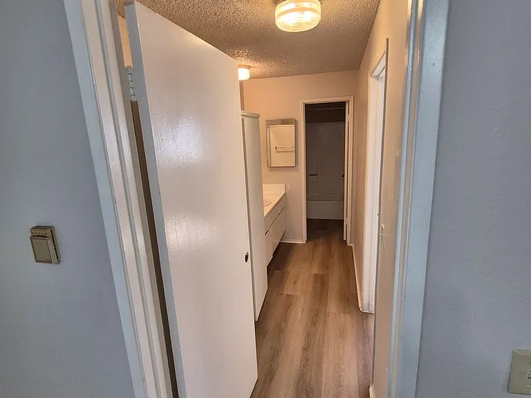 1130 W. San Bernardino Rd — Photo 7