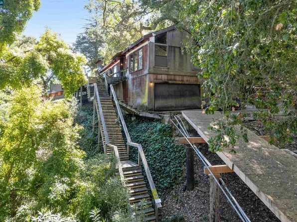 3391 Woodview Dr, Lafayette, CA 94549