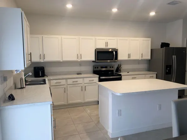 939 NW 3rd Ter #939, Pompano Beach, FL 33060