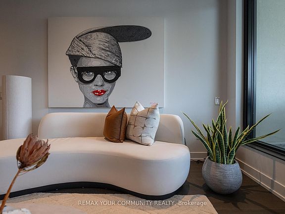 2nd image of 280 Howland Ave #208