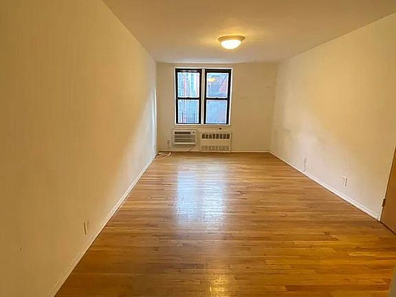 3rd image of 1617 York Ave #3D