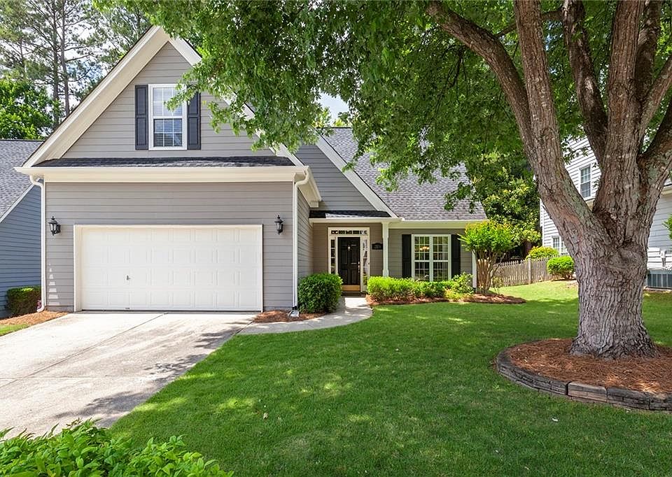 1st image of 2131 Berryhill Cir SE