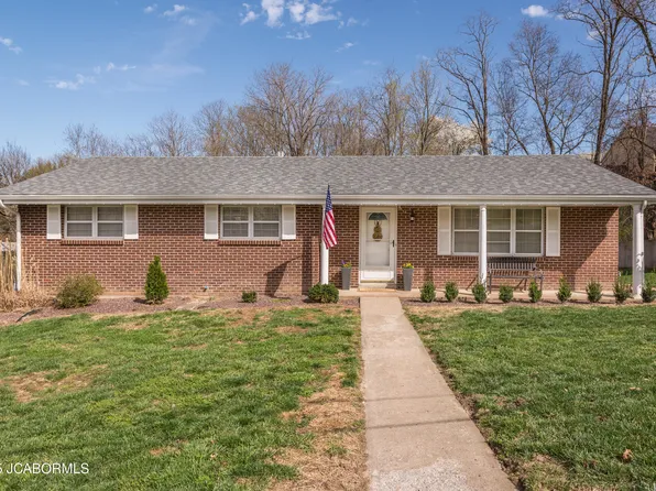 718 Dean Dr, Jefferson City, MO 65109