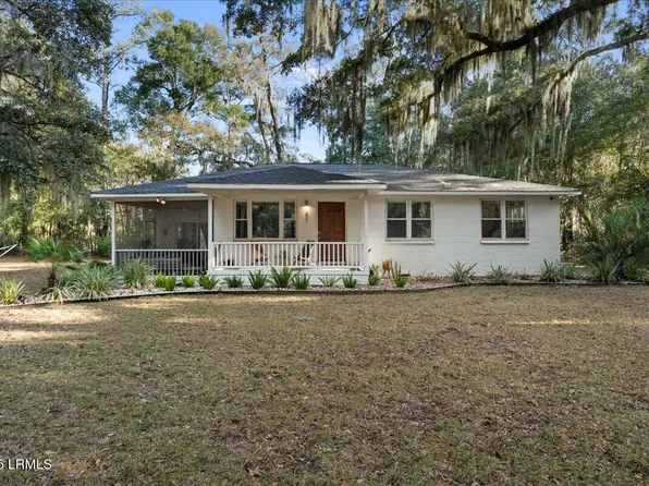 81 Seaside Road, St. Helena Island, SC 29920