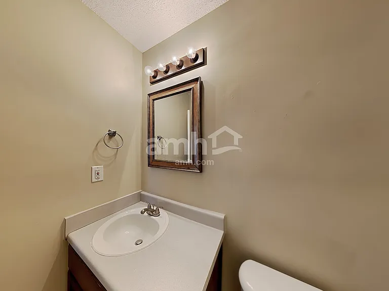 1515 Morning Glory Way — Photo 18