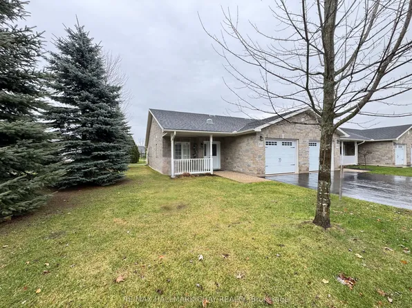 31 Garden Grove Cres, Wasaga Beach, ON L9Z 0E6