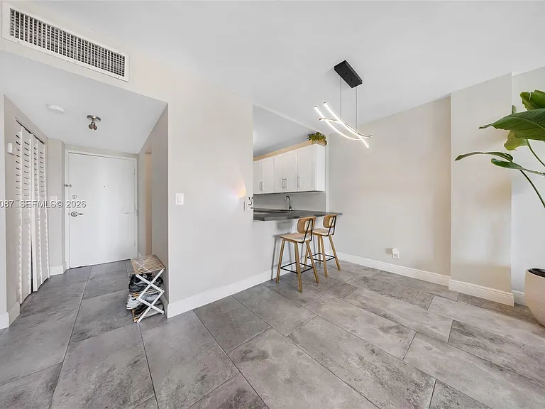1455 N Treasure Dr #6N — Photo 14