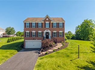 116 Tuscany Ridge Dr, Oakdale, PA 15071