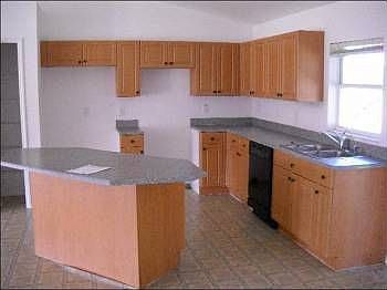3rd image of 109 Teakwood Ct