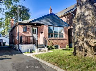 24 Chryessa Ave #BASEMENT, Toronto, ON M6N 4T5