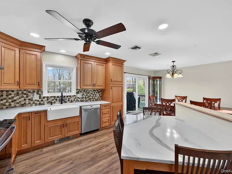 175 Barnes Rd — Photo 12