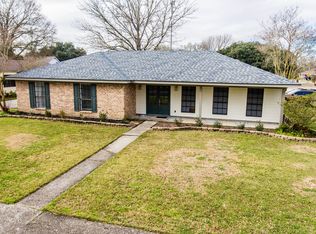 100 Galvez Dr, Lafayette, LA 70506
