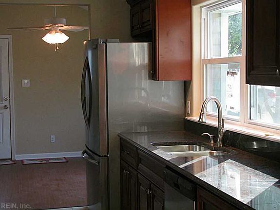 2nd image of 5520 Aragon Dr