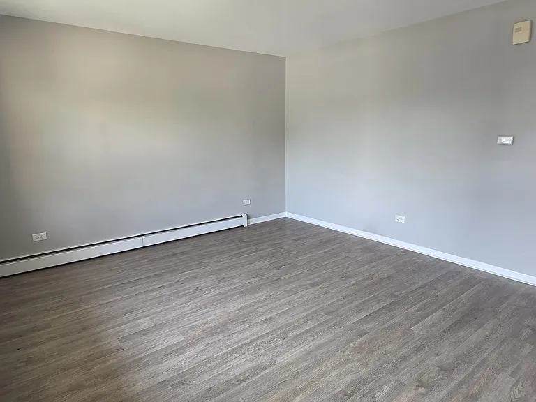 4835 Belmont Rd #7 — Photo 3