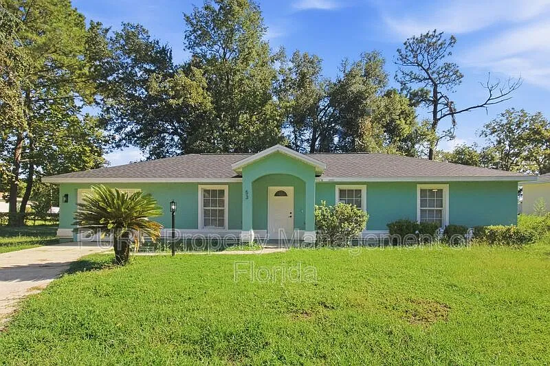 3 bed, 2.0 bath, 1196 sqft, $1,624 — Photo 2